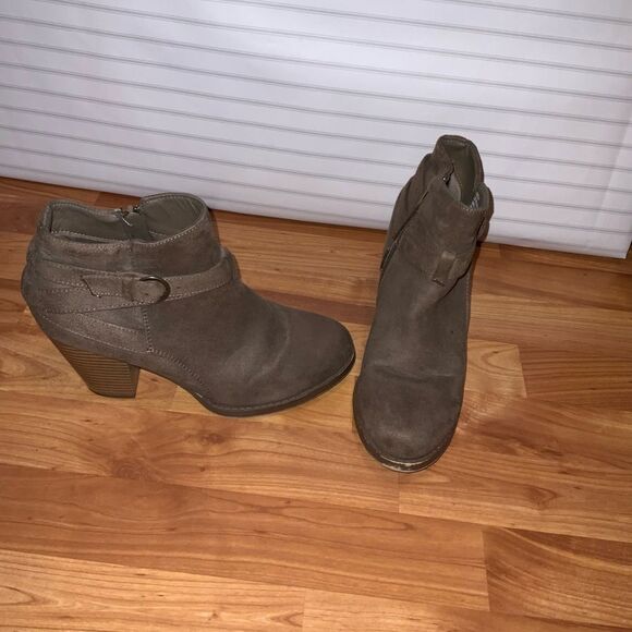 Women's Taupe Ankle Booties - Picture 4 of 6